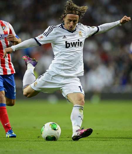 孙继海婉拒发声 18万赔偿金背后的行业暗影