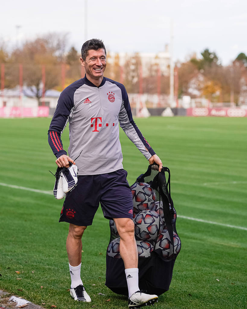 皇家马德里更衣室的紧张局势，意外缺席：“这真是个烂借口！”