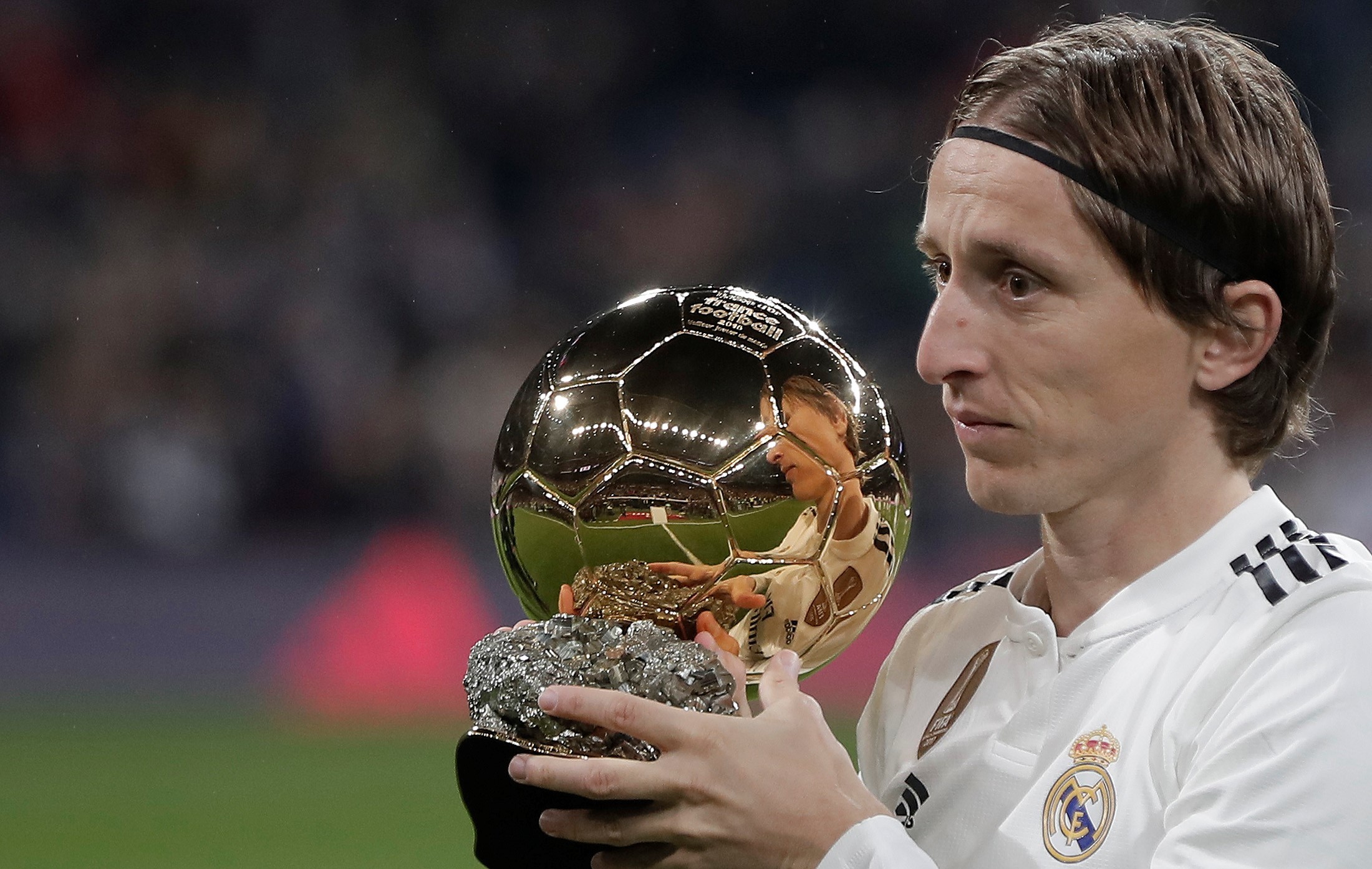 护士张水华跑马拉松后续：违规兼职取酬，虚假理由调休，医院处分