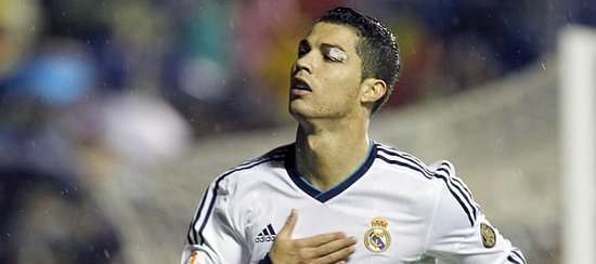 比肩乔丹！亚历山大连续三年场均砍下30分+命中率超过50%