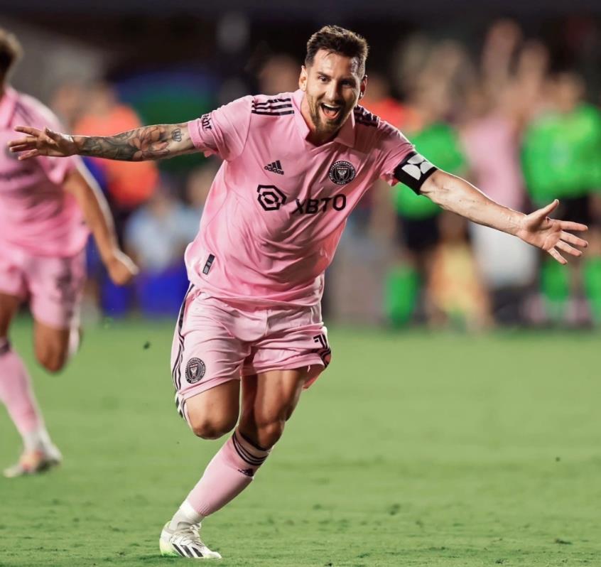 埃芬博格：基米希和施洛特贝克为德国队带来安全感、稳定性